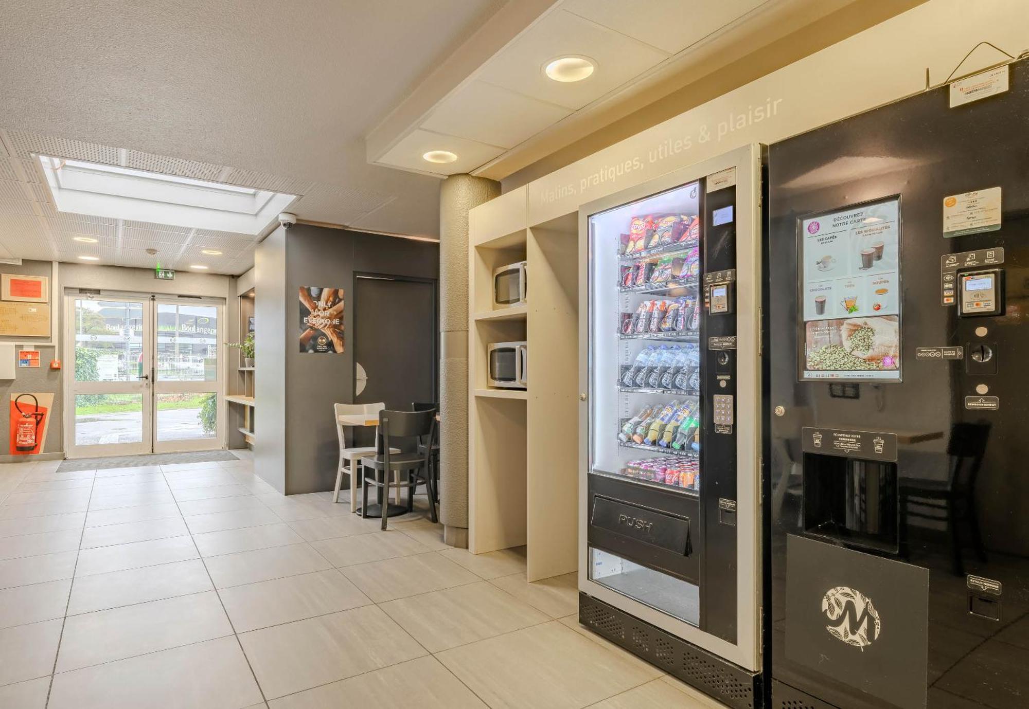 B&B Hotel Calais Centre St Pierre Ngoại thất bức ảnh